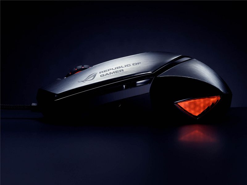 PR-ASUS-ROG-GX1000-illuminated-view-copy-800.jpg