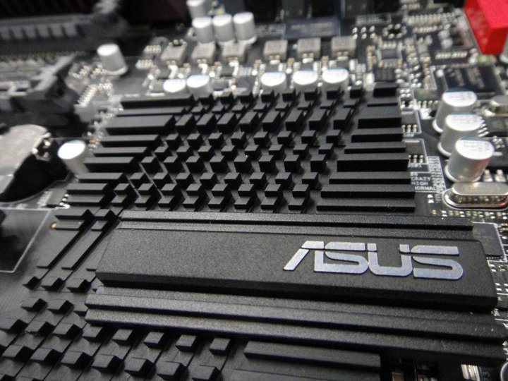 asus8.jpg