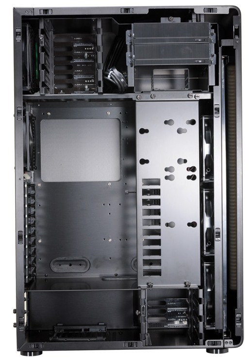 LianLi_PC-X2000FN_2.jpg
