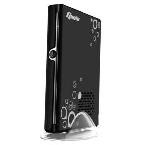 Giada_I35g_MiniPC-1.jpg
