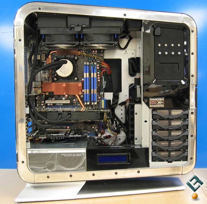 Asetek-CPU+D9E-40-Cooler-in-Blackbird-Wide.jpg