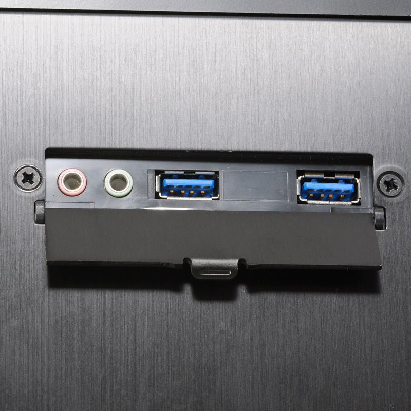 Lian_Li_PC-9N-019.jpg