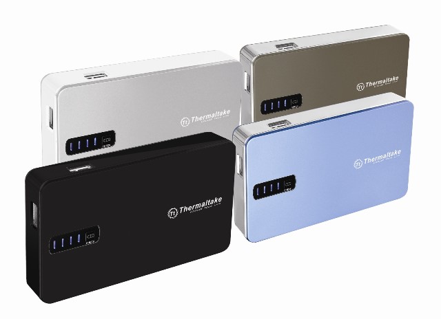 Thermaltake 8400mAh Portable Power Pack whole series.jpg