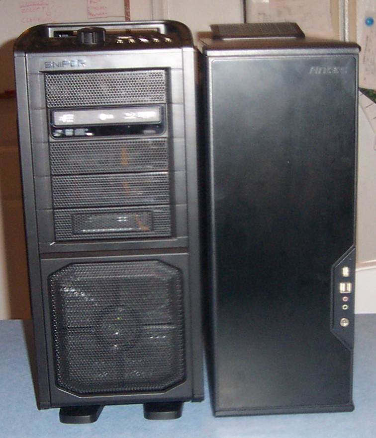 Front view next to the P180B. Its a big midtower!