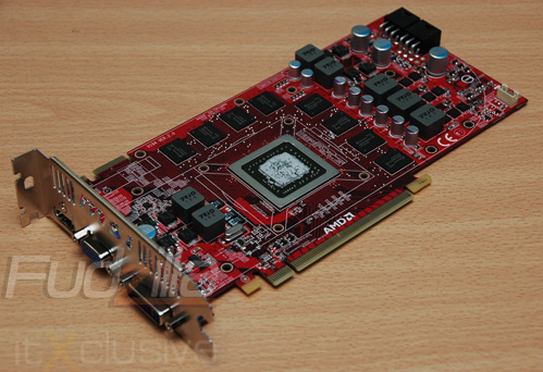 msi_4890cyclone_2.jpg