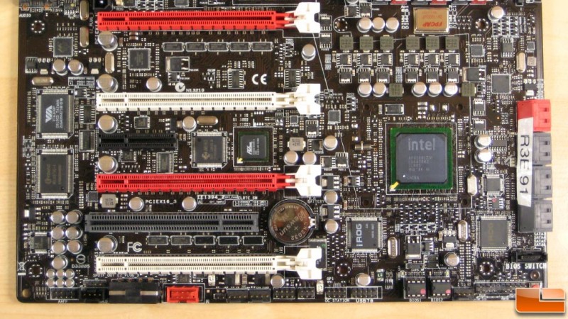 Asus-Rampage-3-Extreme-PCIE.jpg