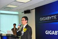 Henry Kao, Vice President of GIGABYTE Motherboard Business, delivering opening speech.