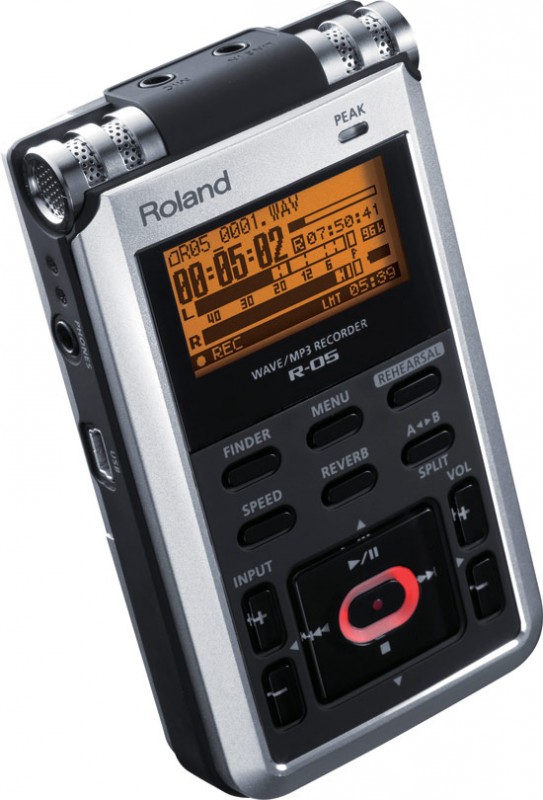 Roland_R-05.jpg
