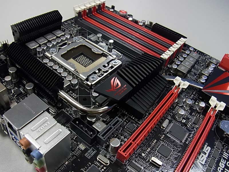 Rampage-III-Formula-is-Intel-X58-based-motherboard.jpg