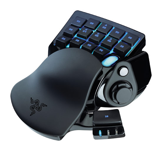 RazerNostromo_isolated_left.jpg