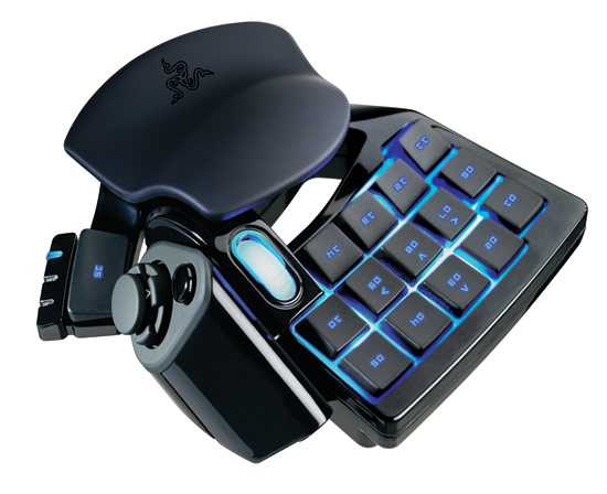 RazerNostromo_isolated_right.jpg