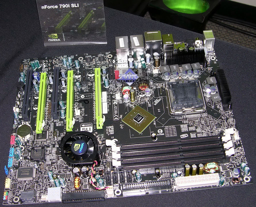 nvidia_790i.jpg