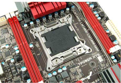 biostar-tpower-x79-1.jpg