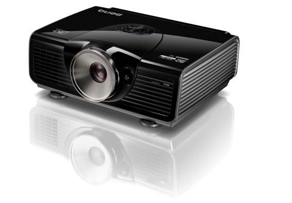 w7000_2s.jpg
